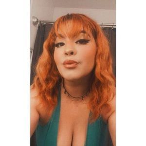 Meet your Posher, Krystal